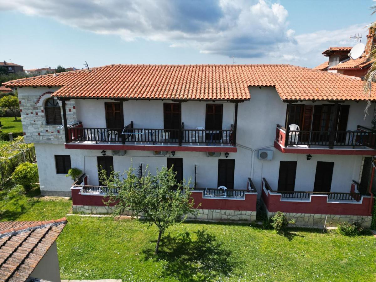 Aloni Apartment Афитос Екстериор снимка
